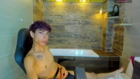  L E M M O N  online show from January 11, 2:36 pm