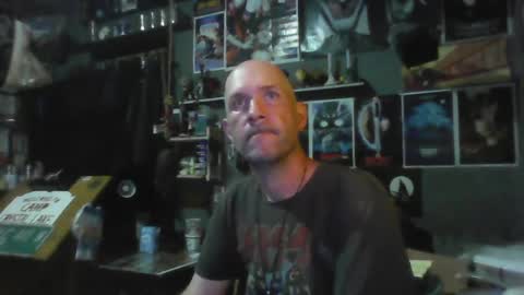 That guy online show from July 18, 3:13 am