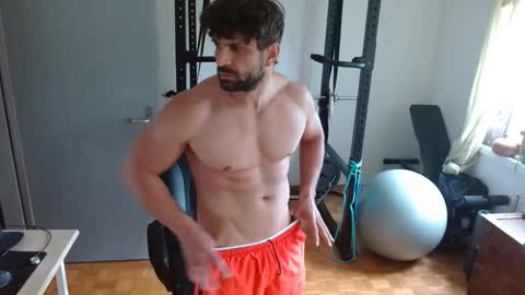 BENJI online show from May 6, 2:39 pm