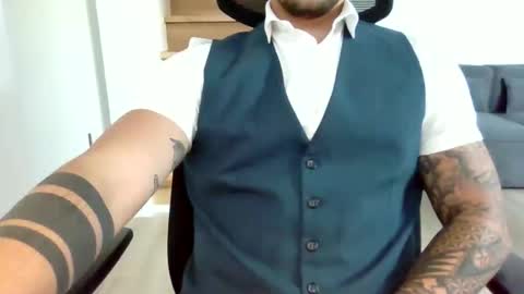 _pervtattoomen_ online show from November 5, 3:47 pm