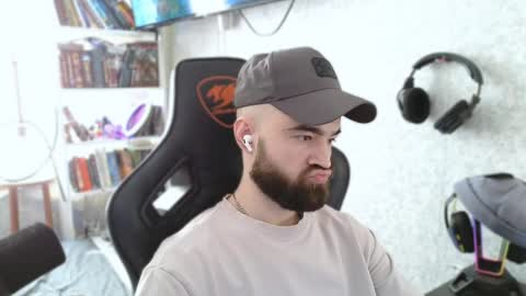 Ask me online show from April 10, 8:10 am