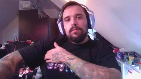 _smiley_bear27 online show from September 20, 7:41 am