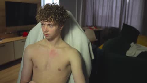 OLIVERERENMARCUSpvt is open online show from March 6, 4:30 am