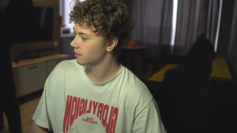 OLIVERERENMARCUSpvt is open online show from December 7, 10:01 am