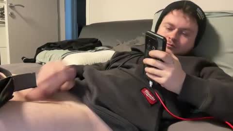 _stevie___ online show from January 2, 12:57 pm