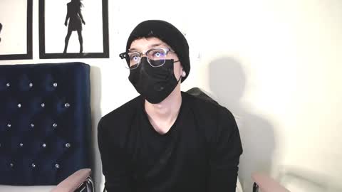 Snapshot of _thomas_hot_ chatting on October 2, 5:00 am Thomas online show from October 2, 5:00 am