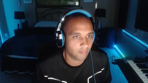 a4orce online show from November 11, 2:27 am