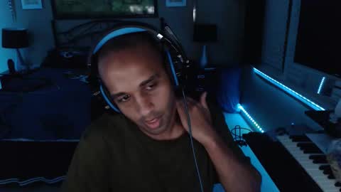 a4orce online show from March 7, 3:48 am