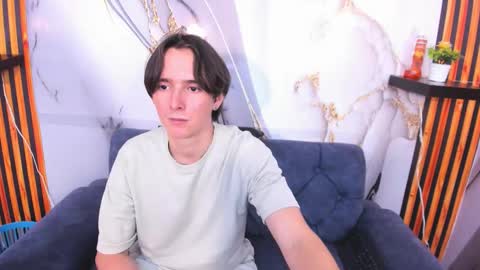 Aaron online show from November 28, 5:10 am