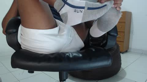 Heyy my name is Aaron online show from October 18, 12:26 am