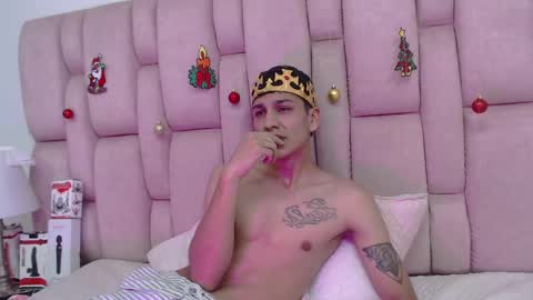 abie  max online show from December 11, 8:49 am