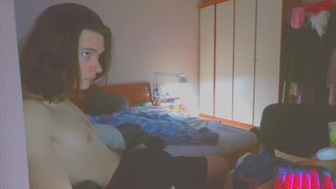 hi  cum in pvt noi extra tip online show from January 3, 11:35 am