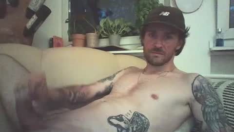 achix2704 online show from July 10, 8:32 pm