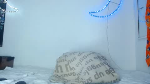 Adam online show from November 22, 9:25 pm