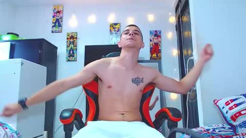 adam hot11 online show from February 18, 1:42 pm