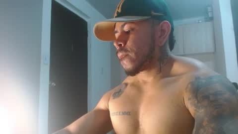 adam shilder7 online show from February 7, 9:42 pm