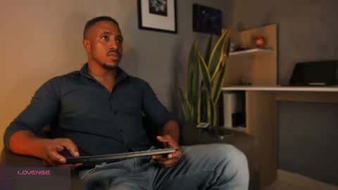 adamart7 online show from September 12, 1:05 am