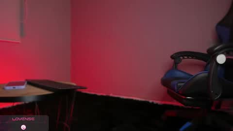 adamart7 online show from September 25, 1:37 am