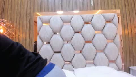 Adams Bobby online show from June 20, 11:37 am