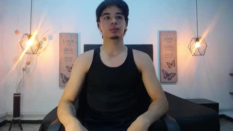Snapshot of adams_collins_ chatting on September 29, 11:19 am Adams  online show from September 29, 11:19 am