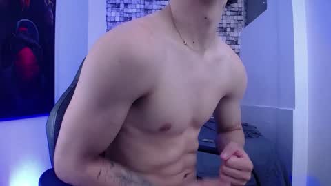 Snapshot of adams_collins_ chatting on October 22, 12:31 pm Adams  online show from October 22, 12:31 pm