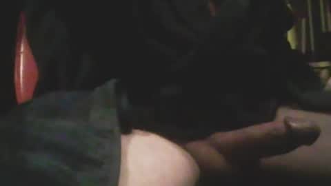 Snapshot of adamsny chatting on December 13, 8:32 am adamsny online show from December 13, 8:32 am