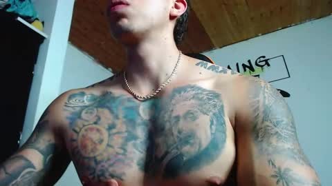 Snapshot of adan_hudson chatting on December 24, 11:11 pm Anderson online show from December 24, 11:11 pm