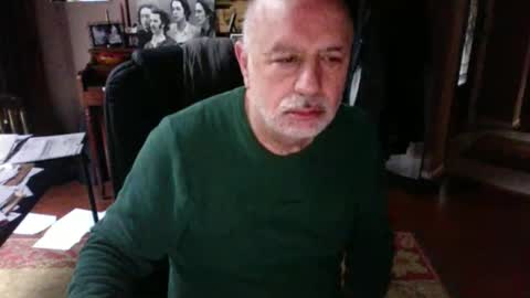 add_me_2 online show from April 21, 2:12 pm