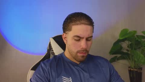 Ades online show from November 27, 10:41 am