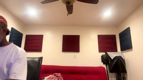 adick_ting online show from June 27, 7:41 pm