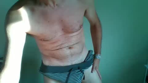 Snapshot of adj71 chatting on September 8, 4:28 pm ADJ777 online show from September 8, 4:28 pm