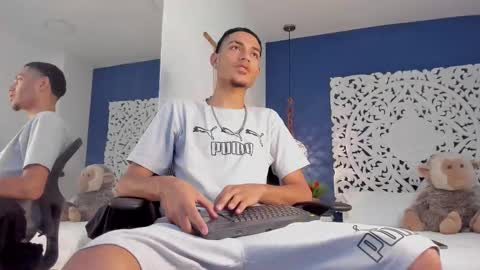 adonis_wb online show from September 8, 9:58 pm