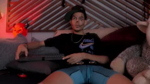 adonis_wb online show from October 20, 10:35 pm