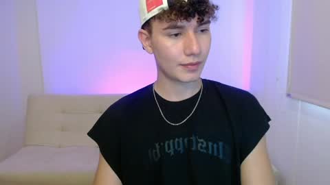 adrian morelli online show from April 16, 8:53 pm