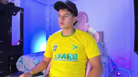 ADRIAN online show from March 28, 7:14 pm