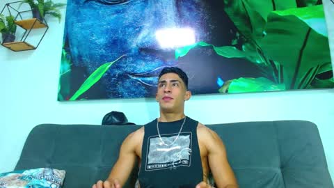   online show from January 22, 11:45 am