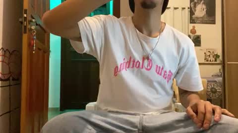 Snapshot of aelucius chatting on October 7, 2:26 am Luci online show from October 7, 2:26 am