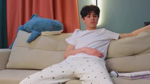 Mark online show from March 12, 12:02 pm