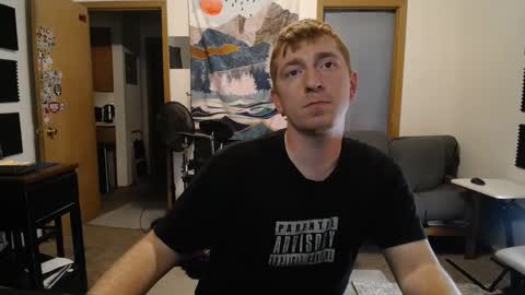 agingerboyx online show from September 30, 1:56 am