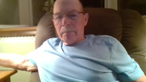 aguynrkfrd online show from July 23, 9:50 am