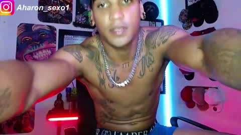 Snapshot of aharon_sexo1 chatting on December 14, 2:45 am Aharon  Zamora online show from December 14, 2:45 am