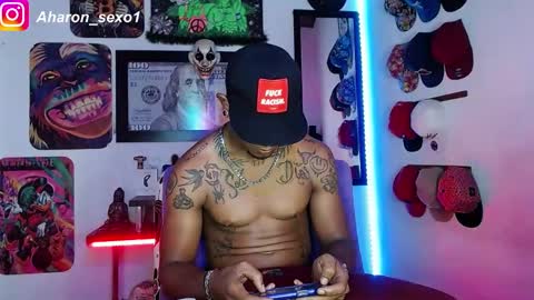 Snapshot of aharon_sexo1 chatting on January 9, 11:34 pm Aharon  Zamora online show from January 9, 11:34 pm