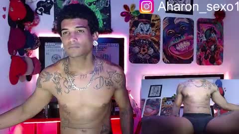 Snapshot of aharon_sexo1 chatting on March 12, 4:08 am Aharon  Zamora online show from March 12, 4:08 am