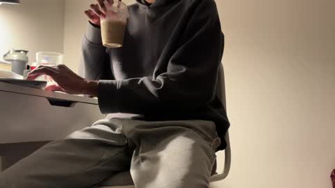 Dylan online show from March 16, 6:17 am