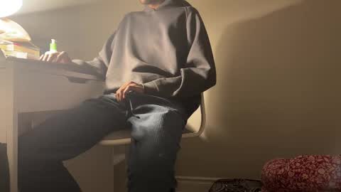 Dylan online show from February 11, 8:19 am