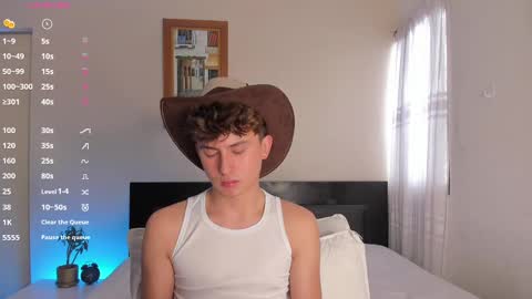 A H  online show from December 30, 8:36 pm