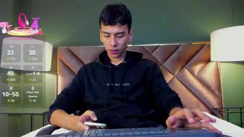 aiden_royce online show from November 27, 5:00 am