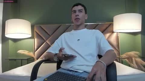 aiden_royce online show from January 11, 6:06 am