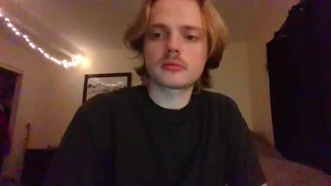 aidenisdunn online show from April 8, 12:25 pm