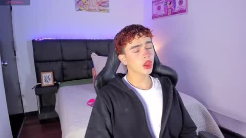 Aiden  online show from November 24, 12:50 pm